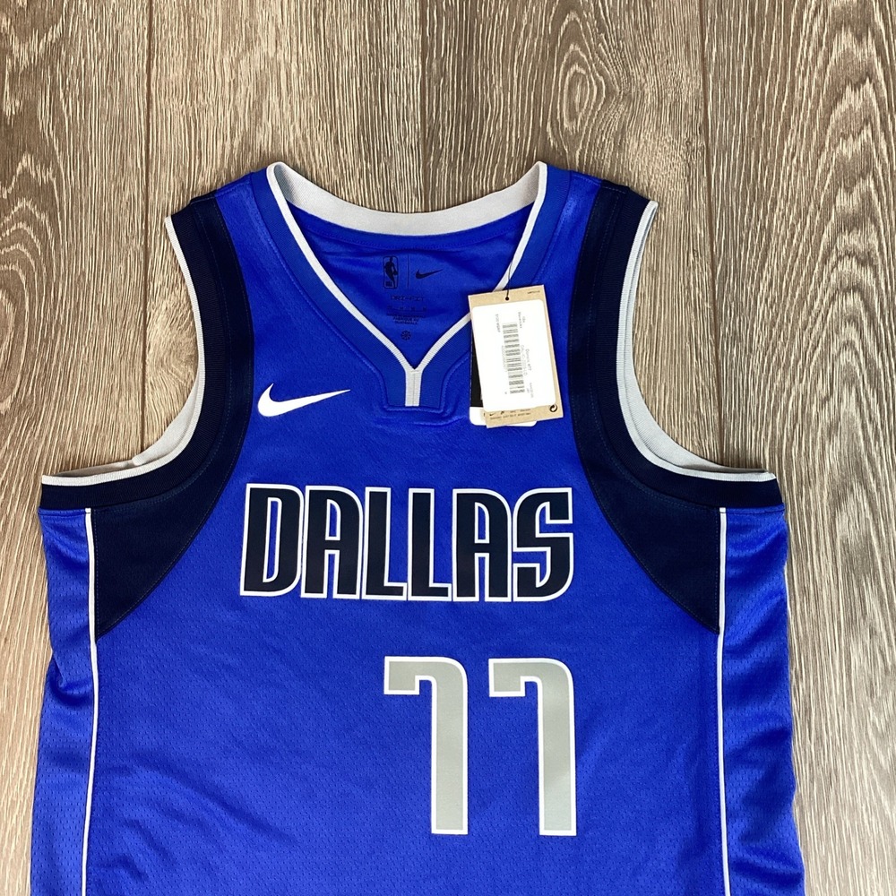 Luka Doncic Nike Authentic Dallas Mavs Jersey  New‎ W/Tags -  Royal Blue (M/44)